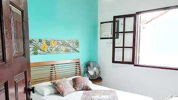 Quarto Duplo Casal | Minibar, in-room safe, free WiFi, bed sheets