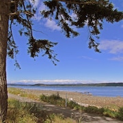 Heron's Landing Hotel