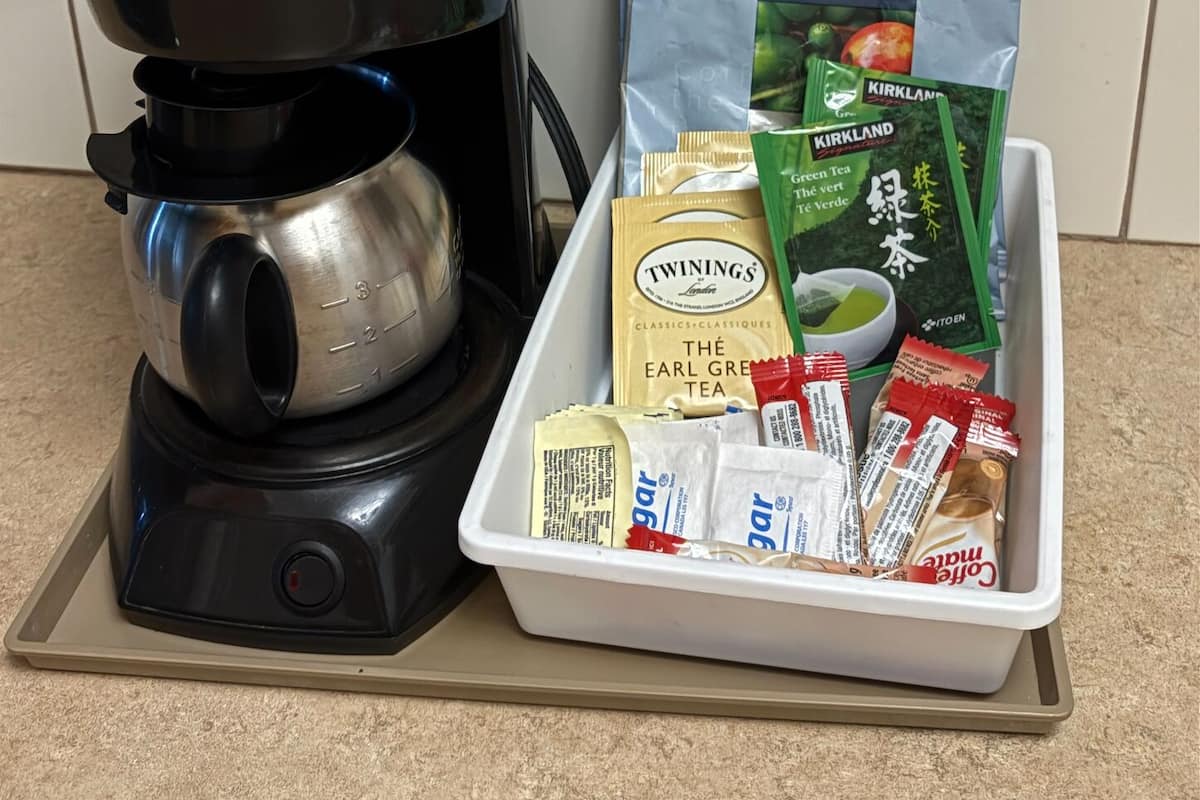 Pillowtop beds, free WiFi, bed sheets