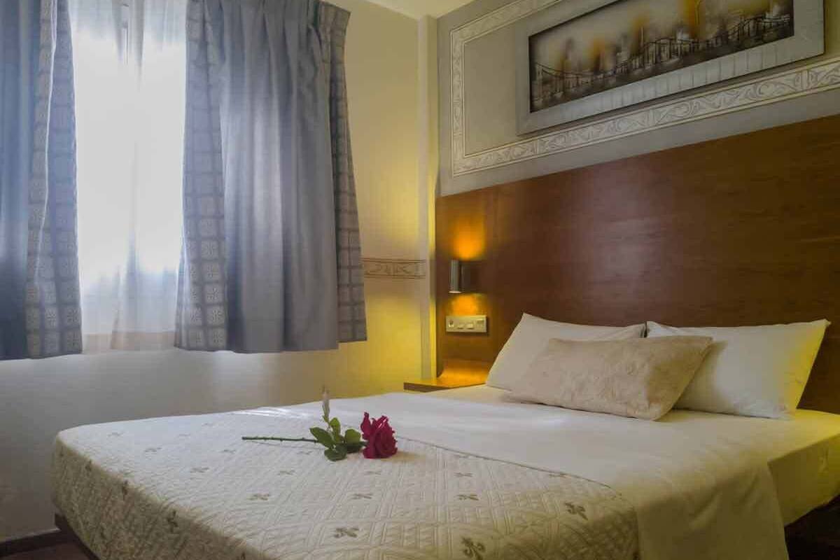 Premium bedding, down duvets, in-room safe, desk
