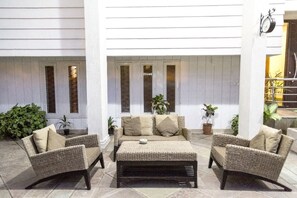 Siddeområde i lobbyen