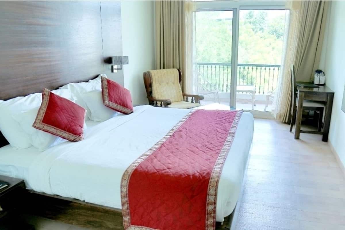 Deluxe Room | Ruang tamu | TV LCD 