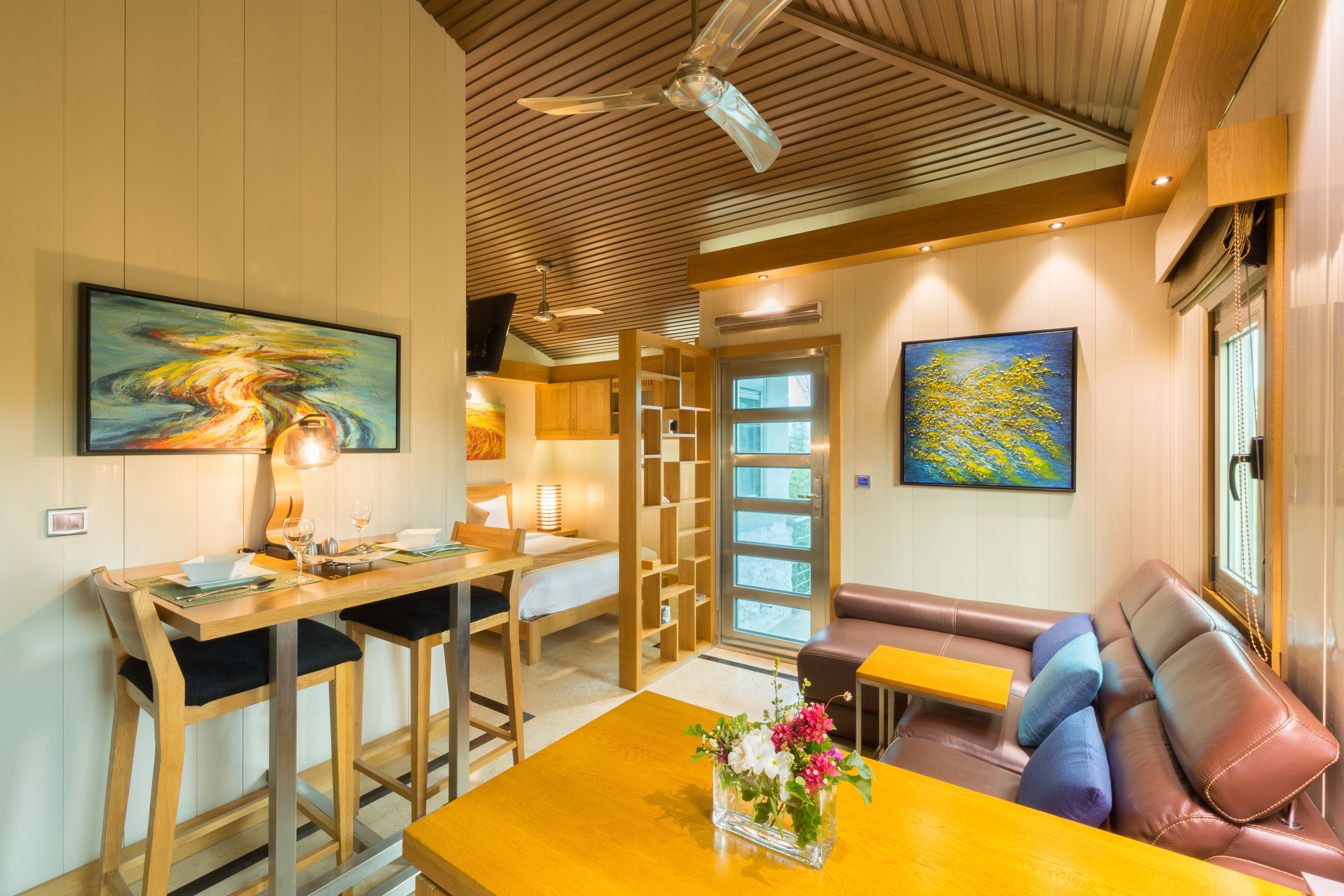 suite, 1 bedroom | 1 bedroom, premium bedding, memory-foam beds, in-room safe