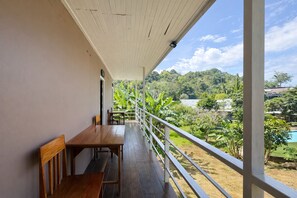 Deluxe Room (New Wing) | In-room safe, free WiFi, bed sheets - Phi Phi Chang Grand Resort & Spa (Ko Phi Phi)