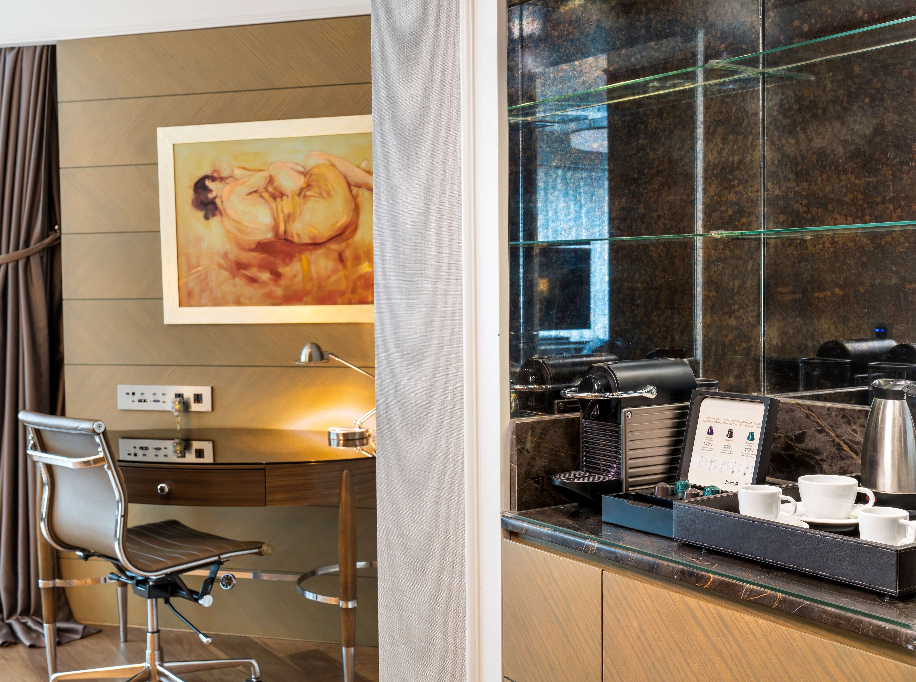 Photo - Radisson Blu Hotel, Istanbul Sisli