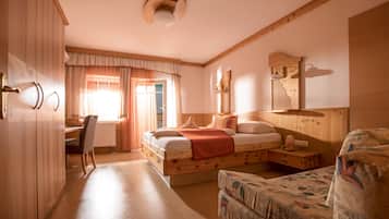 In-room safe, desk, soundproofing, cribs/infant beds