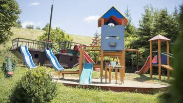 Children's play area - outdoor