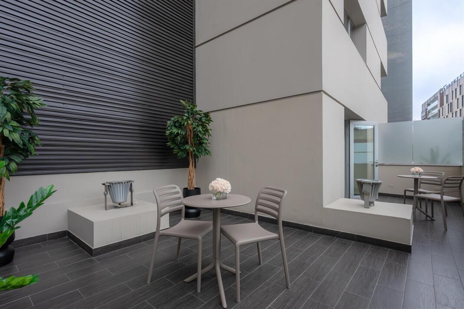 Khu ẩm thực ngoài trời