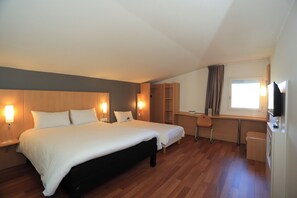 Standard Room, Multiple Beds