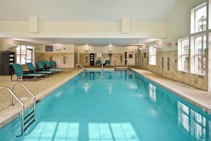 Indoor pool - Residence Inn Springfield Chicopee (Chicopee)
