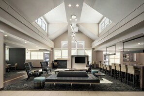 Lobby lounge - Residence Inn Springfield Chicopee (Chicopee)