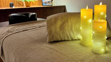 Sauna, steam room, deep-tissue massages, Swedish massages