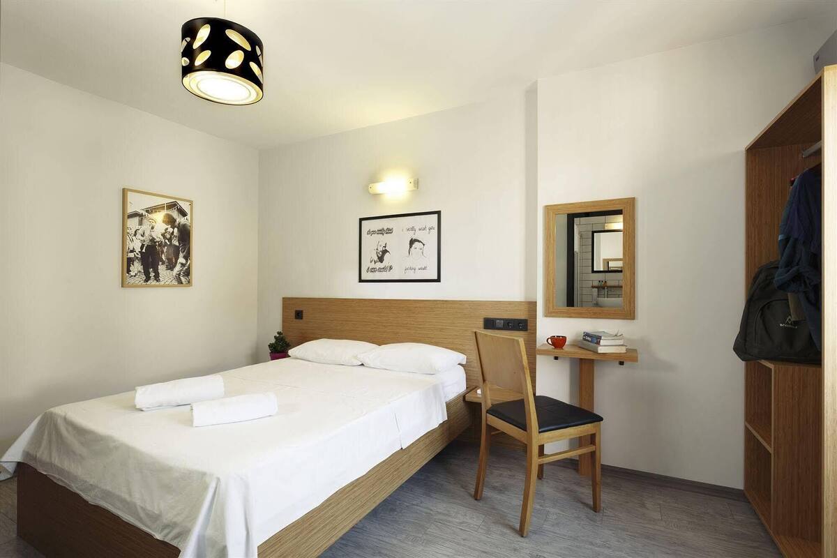 Deluxe-Doppel- oder -Zweibettzimmer, 1 Doppelbett, Nichtraucher, eigenes Bad (Private bathroom)