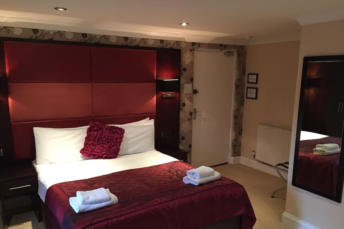 Superior-Doppelzimmer (With Shower) | Schreibtisch, schallisolierte Zimmer, Bügeleisen/Bügelbrett
