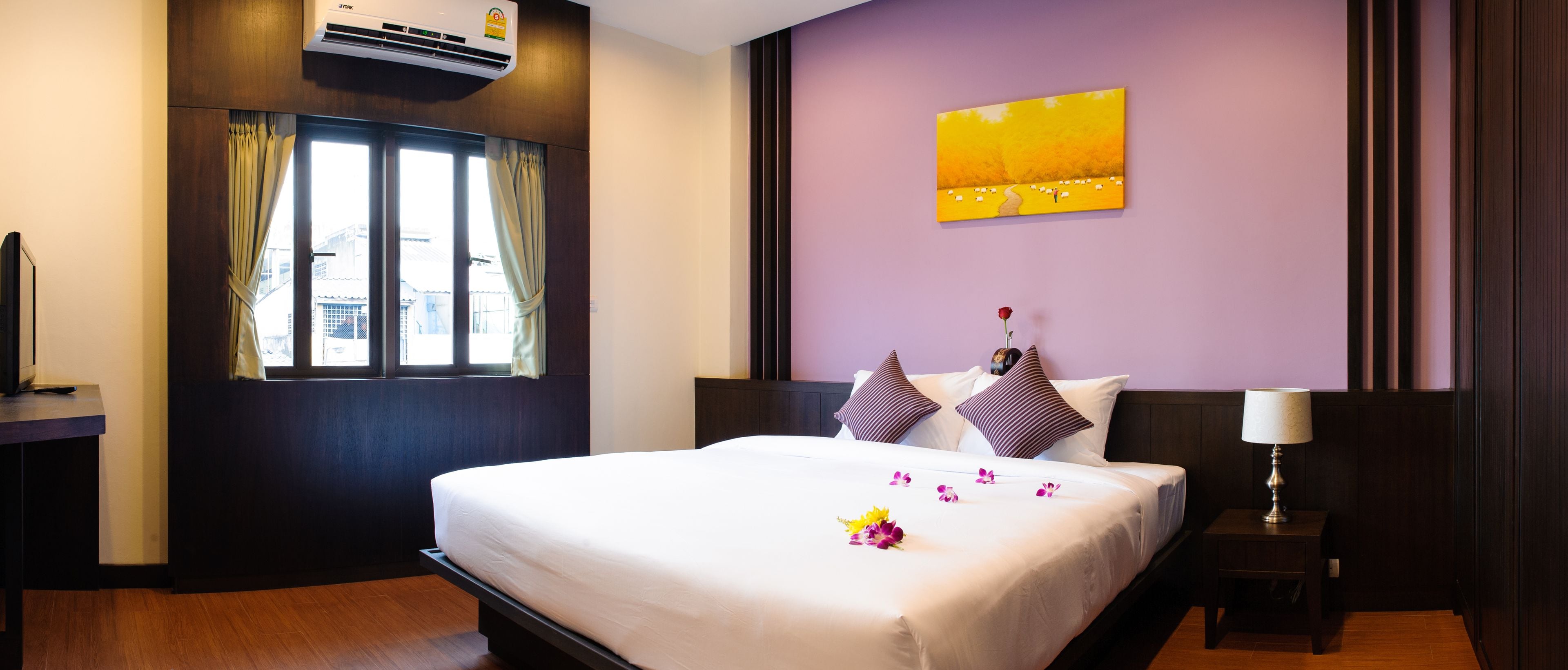 Photo - Tara Place Hotel Bangkok