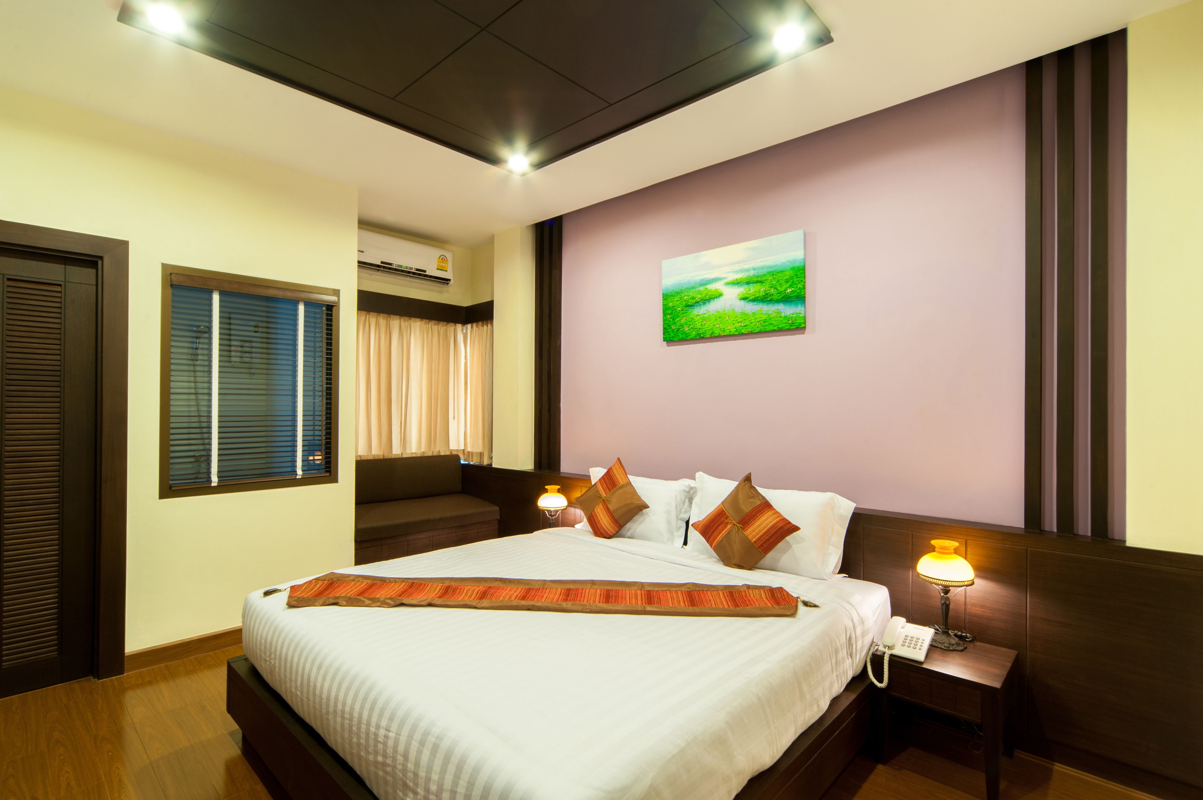 Photo - Tara Place Hotel Bangkok