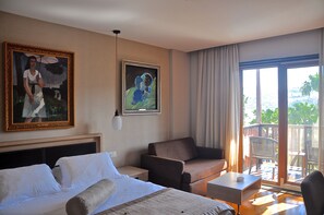 Egyptian cotton sheets, premium bedding, memory-foam beds, minibar - Olira Boutique Hotel & Spa - Boutique Class (Bodrum)