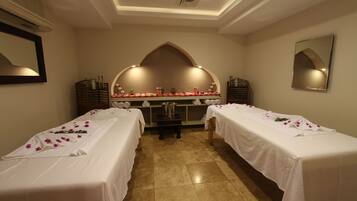 Sauna, steam room, massage/treatment rooms, massages