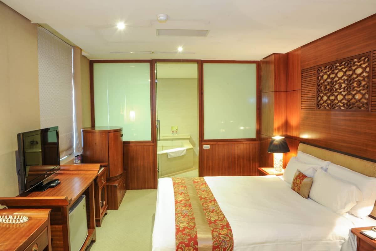 Rollaway beds, free WiFi