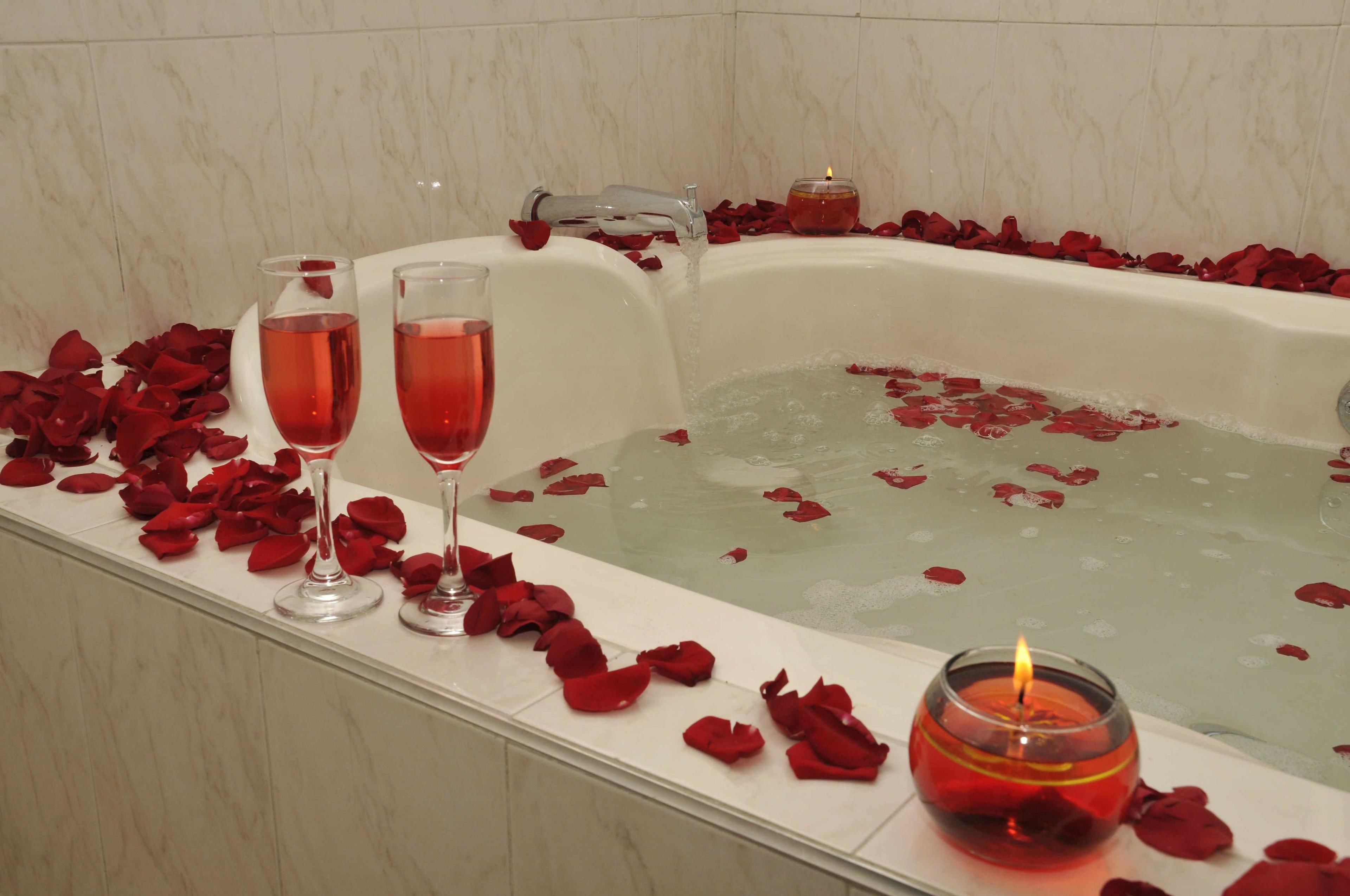 luxury studio suite, 1 king bed | deep-soaking bathtub