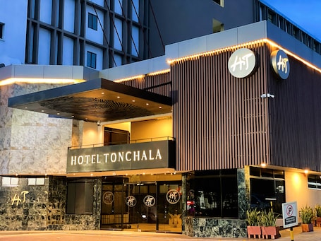 Fachada de la propiedad