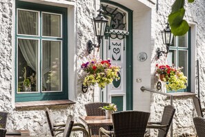 Entrée de l’hébergement