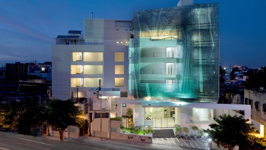 SRS Springs Hotel & Spa