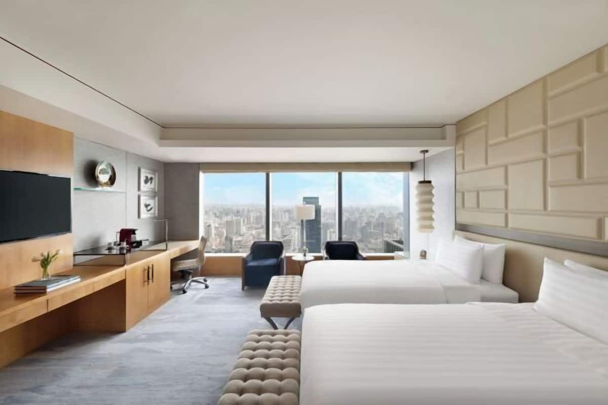 In-room safe, desk, blackout curtains, soundproofing