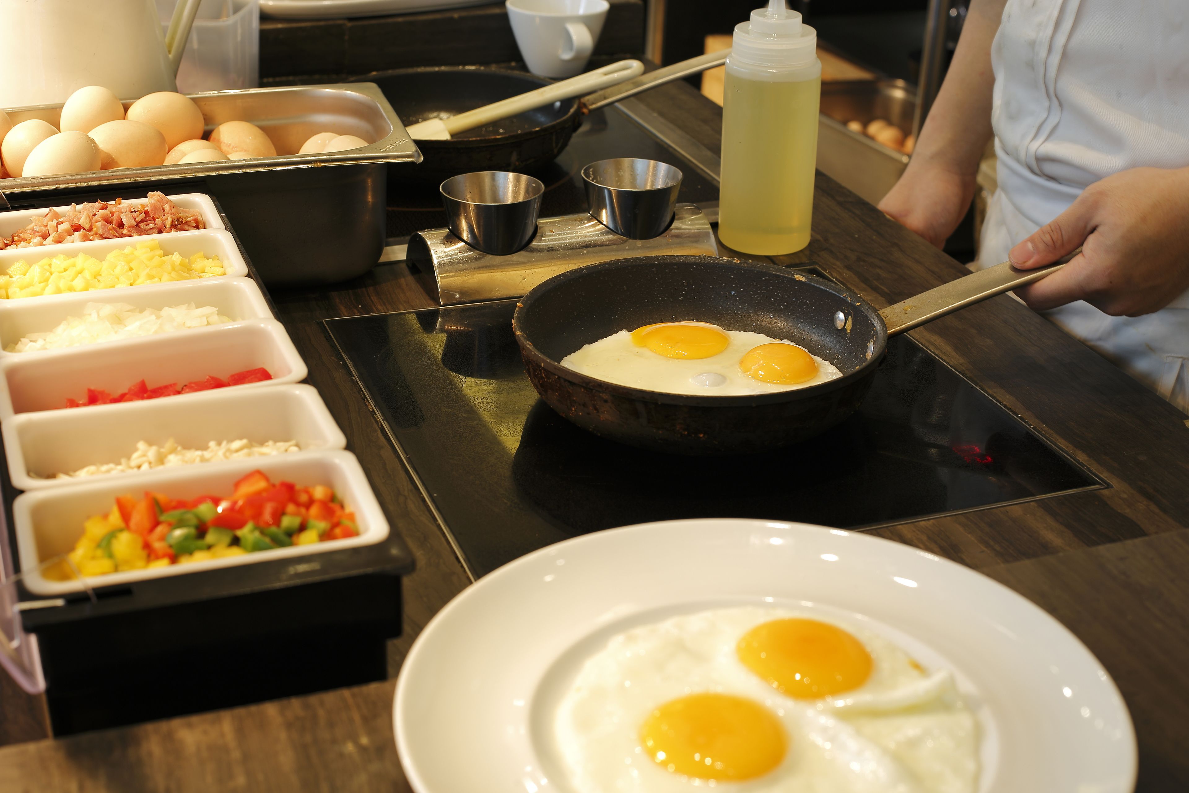 Daily buffet breakfast for a fee