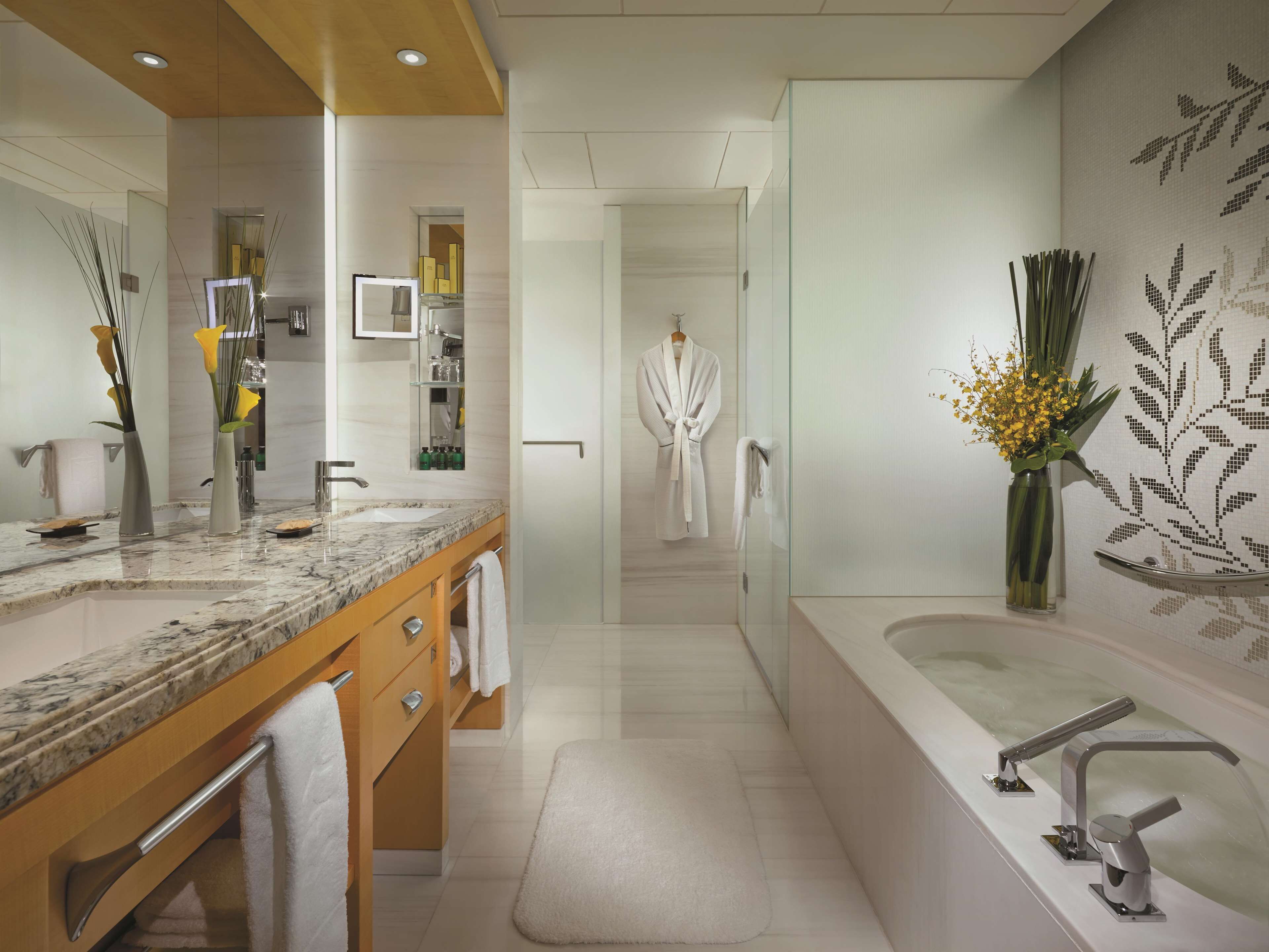 Separate tub and shower, deep soaking tub, rainfall showerhead