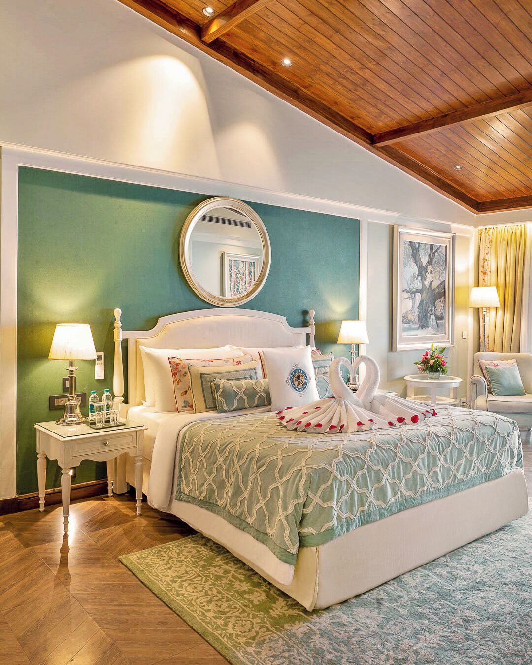 deluxe room, 1 queen bed (premium valley view exclusive double) | premium bedding, minibar, in-room safe, laptop workspace