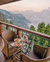 Deluxe Room, 1 Queen Bed (Premium Valley View Exclusive Double) | Premium bedding, minibar, in-room safe, laptop workspace