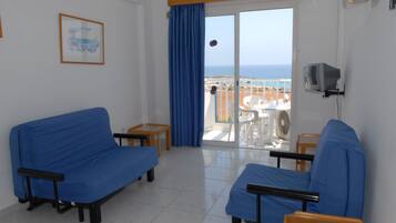 Cortinas blackout, cunas gratuitas y wifi