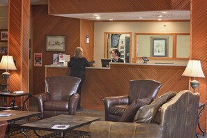 Lobby - Chestnut Mountain Resort (Galena)