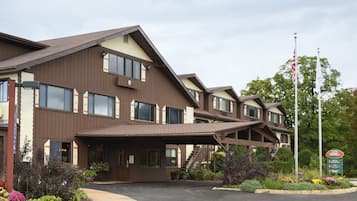 Vista frontal de la propiedad