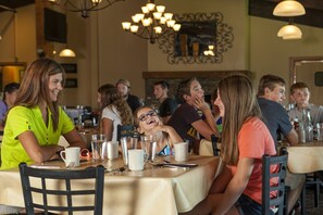 Full breakfast for a fee on weekends - Chestnut Mountain Resort (Galena)