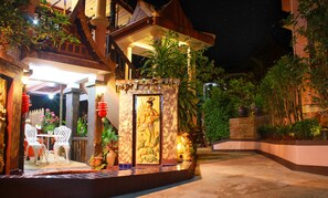 Interior entrance - Cha Wan Resort (Krabi)