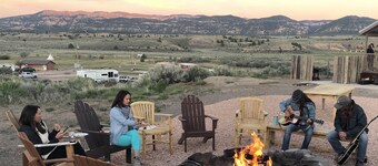 The Riverside Ranch RV Park, Motel & Campground