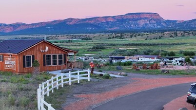 The Riverside Ranch RV Park, Motel & Campground
