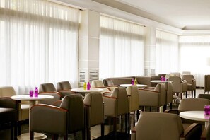 Bar (in der Unterkunft)