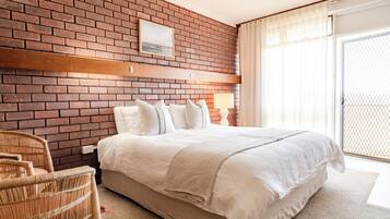 Habitació superior (Sunrise) | 1 dormitori i roba de llit d'alta qualitat