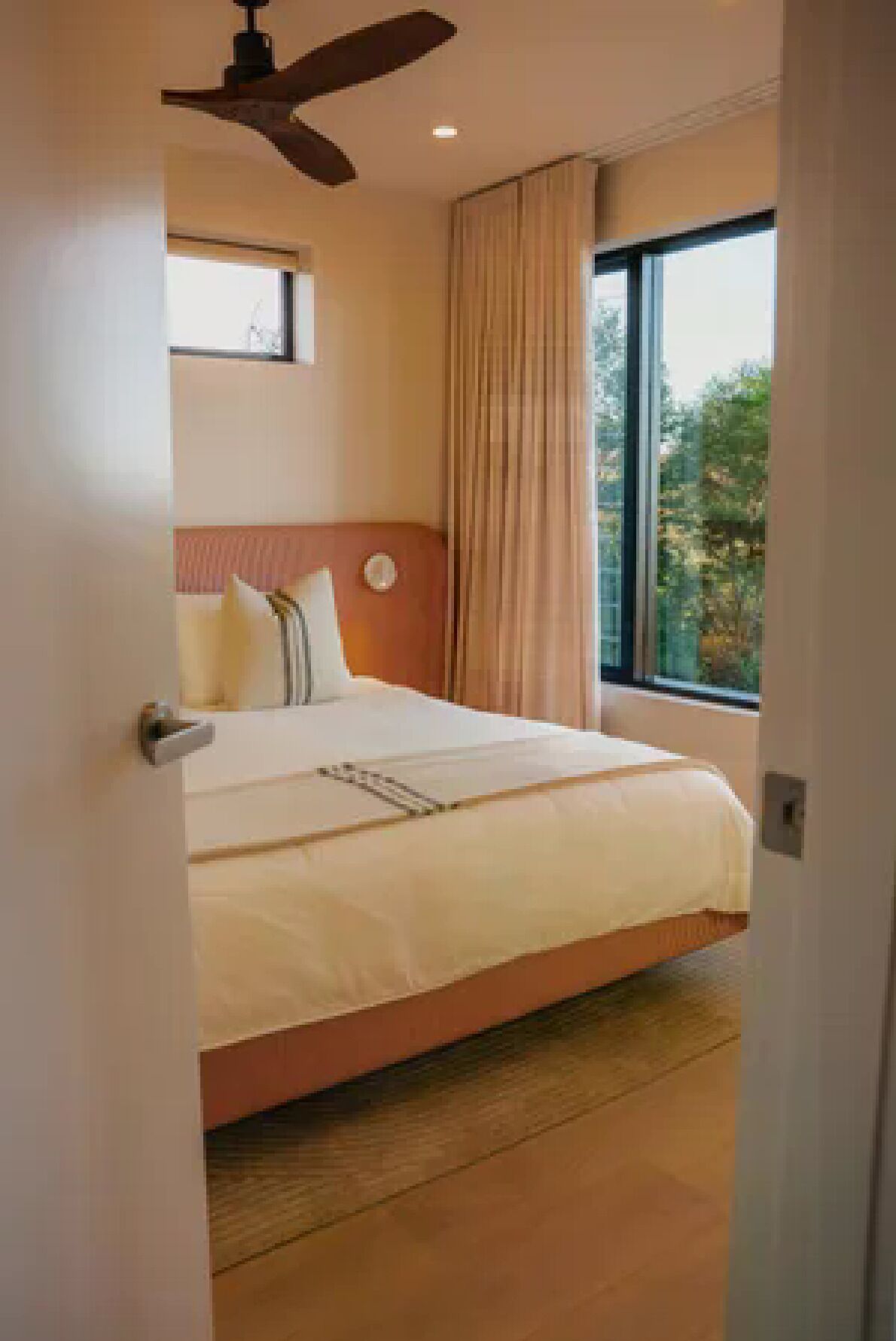 Apartment, 2 Bedrooms, Non Smoking, Ocean View | Premium bedding, minibar, iron/ironing board, free WiFi