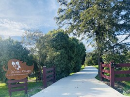 Entrada de la propiedad