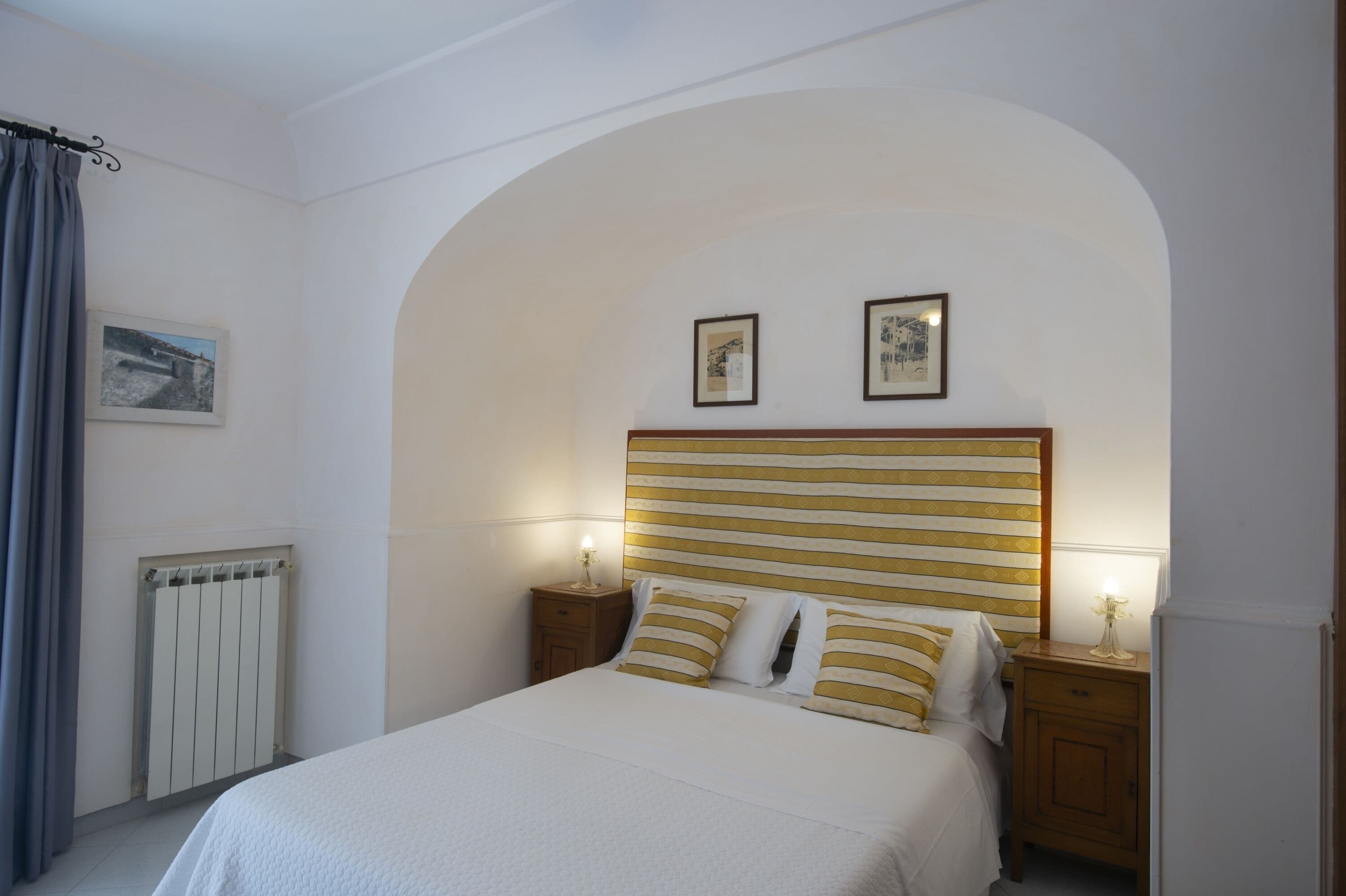 standard double room | individually decorated, individually furnished, desk, blackout curtains