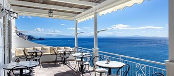 普莱亚诺马雷斯卡酒店