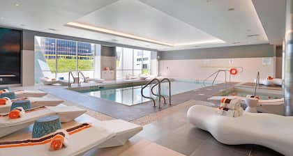 Renaissance Edmonton Airport Hotel