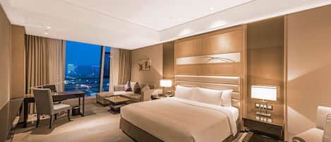 Premier King Room