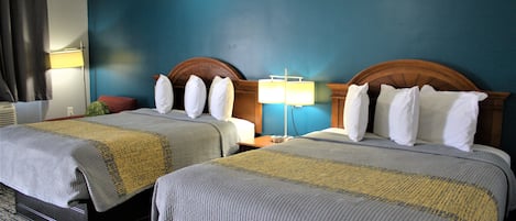 Deluxe Double Room | Blackout drapes, iron/ironing board, free WiFi, bed sheets