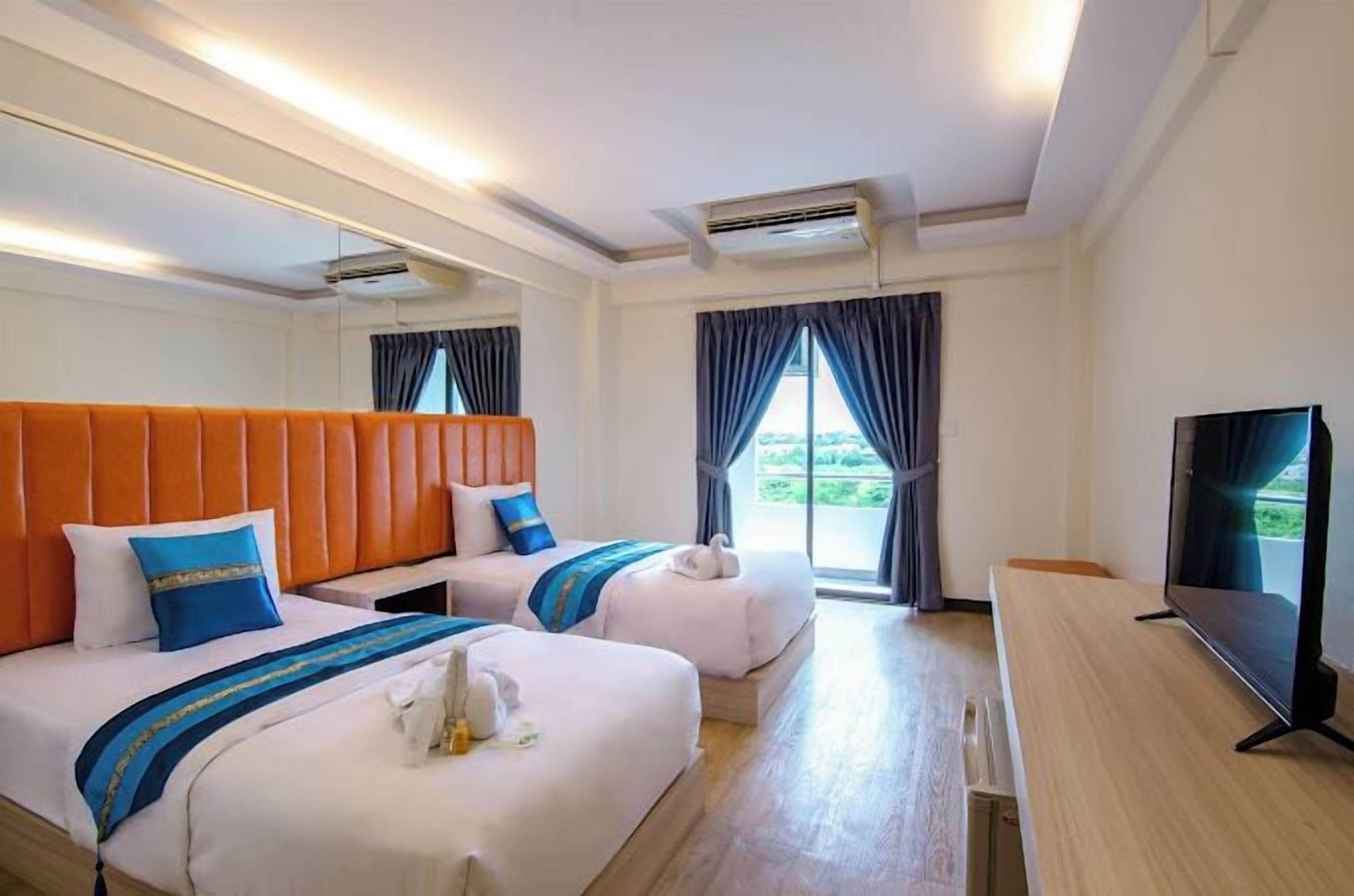 Kahden hengen deluxe-huone (kaksi sänkyä) | Minibaari, yksilöllisesti kalustettu, ilmaiset vauvansängyt