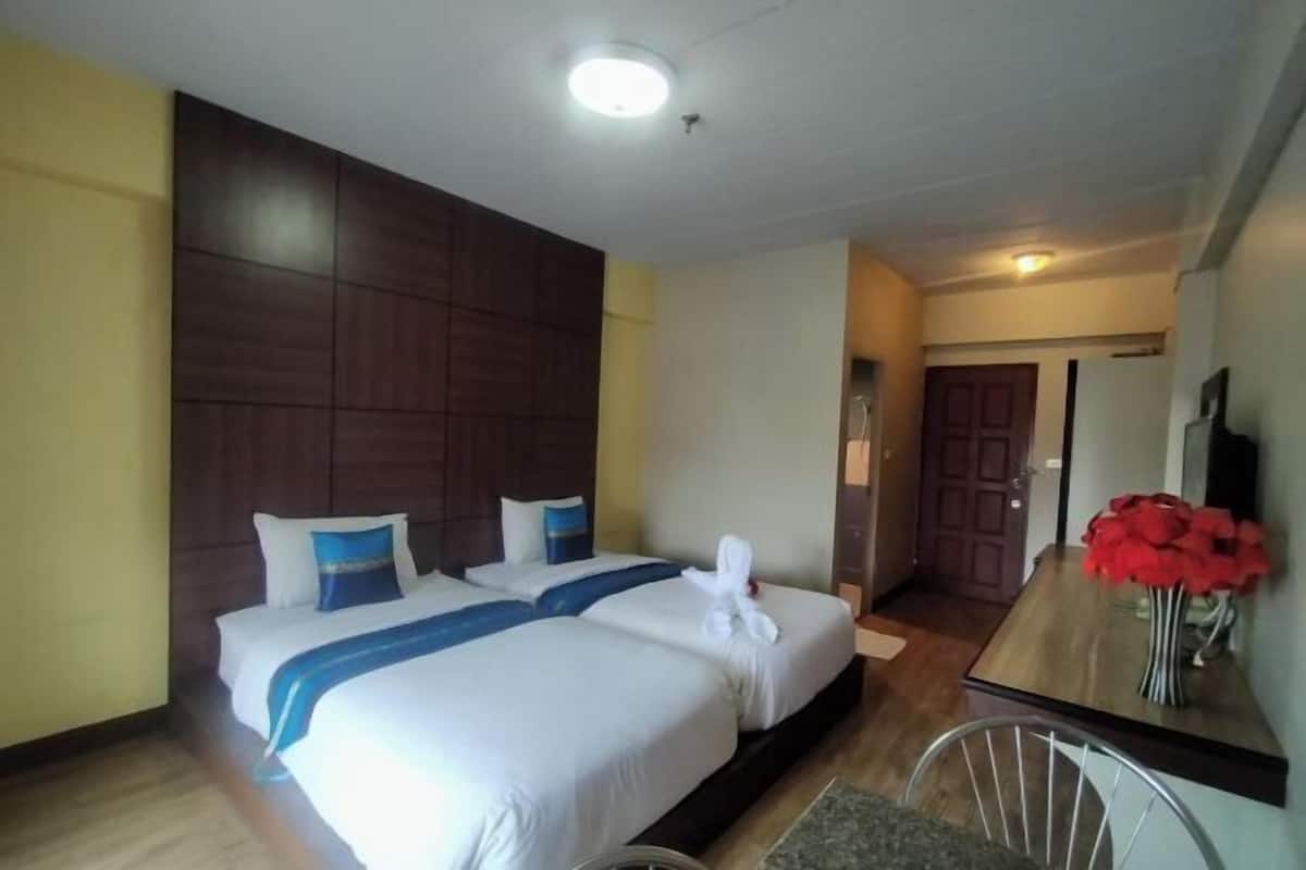 Minibar, individually furnished, free cribs/infant beds, free WiFi